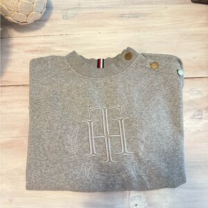 Vintage Tommy Hilfiger Gray Sweater